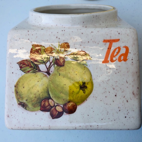 Vintage Kitchen Yellow Canister Set - Picture 7 of 8